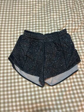 Lululemon black hottt hots